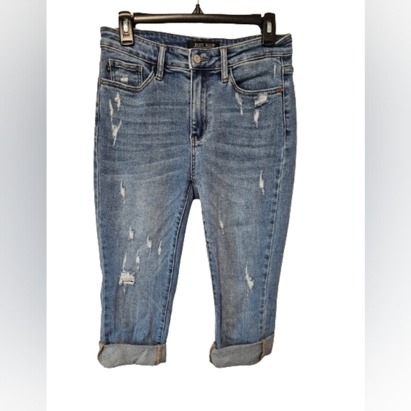 Judy Blue Denim - Judy Blue Relaxed Fit Cropped Jean Women's Size 27 or 5